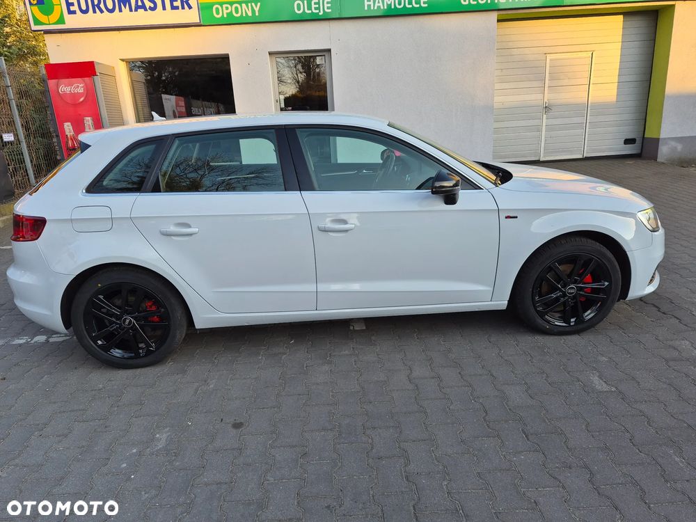 Audi A3 Sportback 1.4 TFSI S line Sportpaket - 8