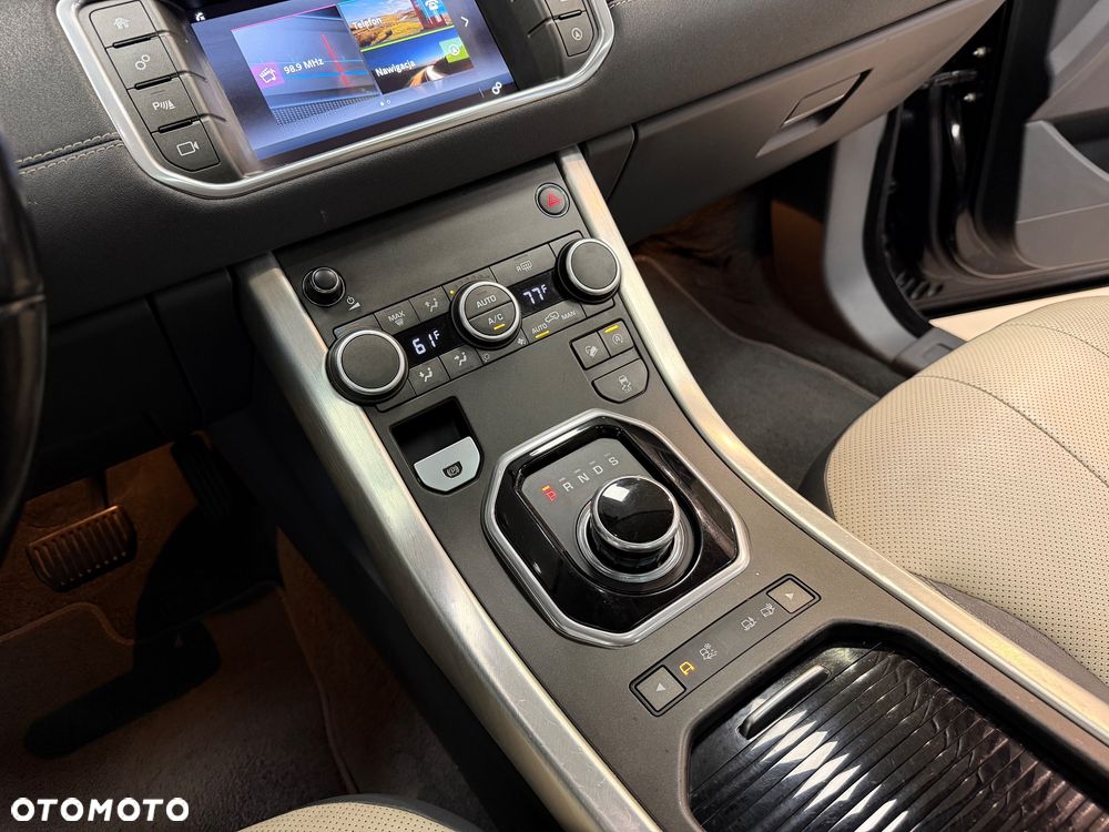 Land Rover Range Rover Evoque - 29