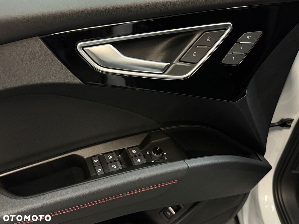 Audi Q4 e-tron - 18
