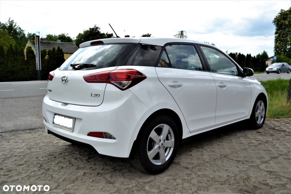 Hyundai i20 1.1 CRDi Comfort - 4