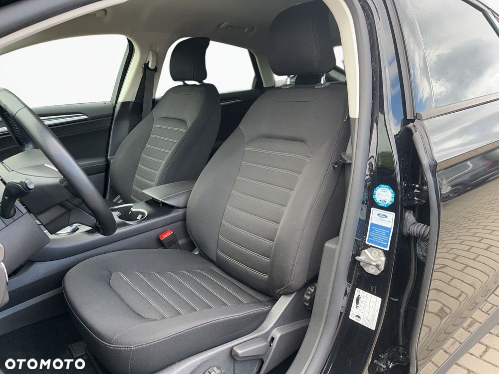 Ford Mondeo - 17