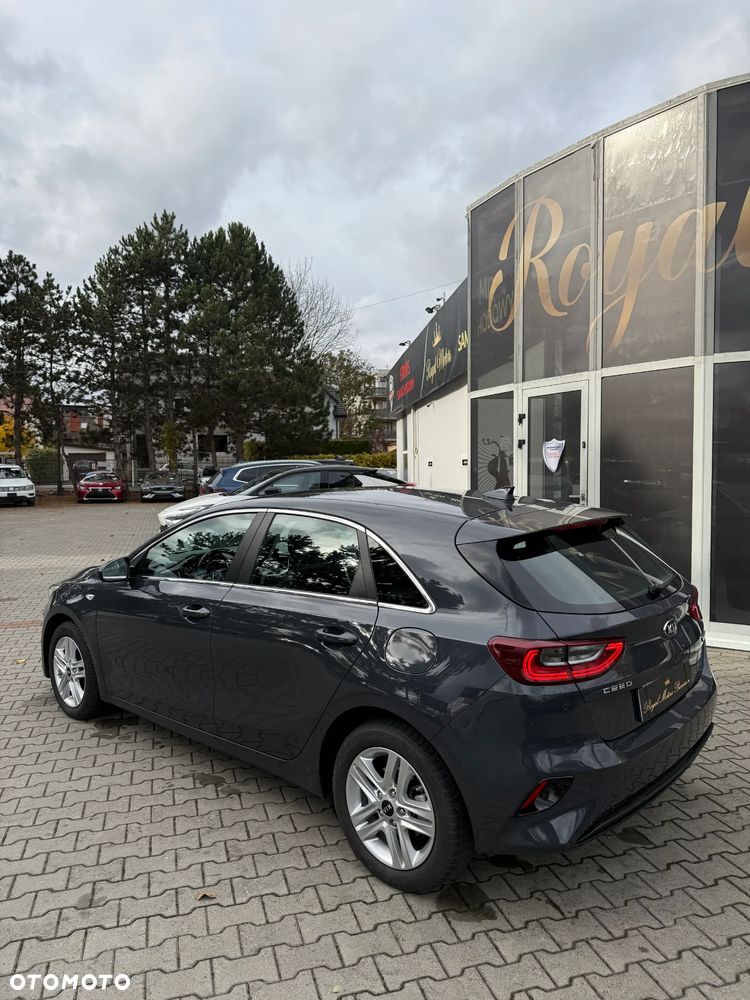 Kia Ceed 1.6 CRDi SCR L Business Line Plus - 6
