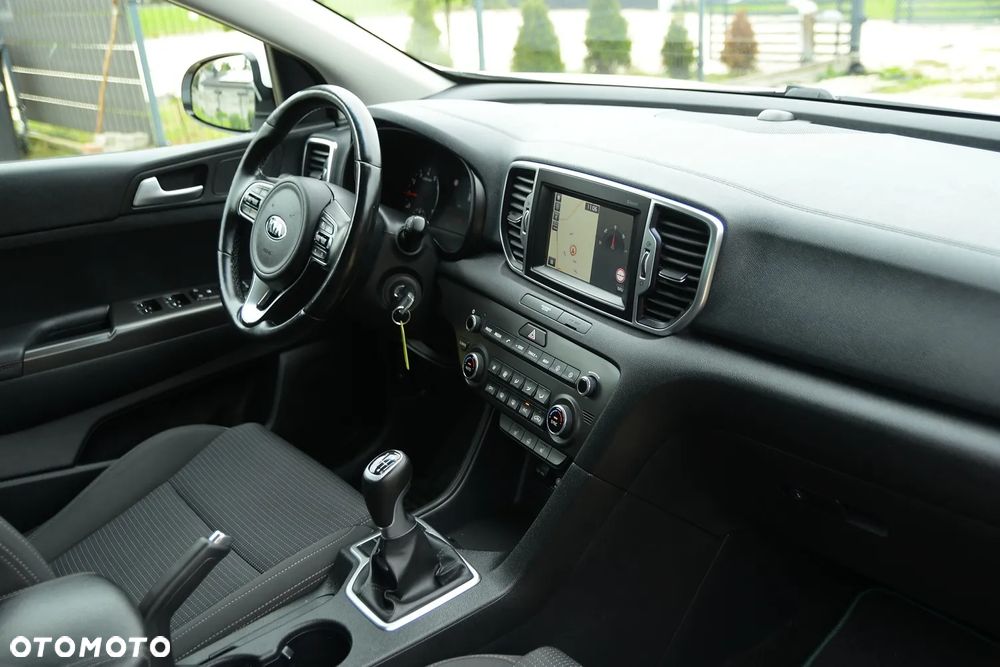 Kia Sportage 1.6 GDI 2WD Dream-Team Edition - 18