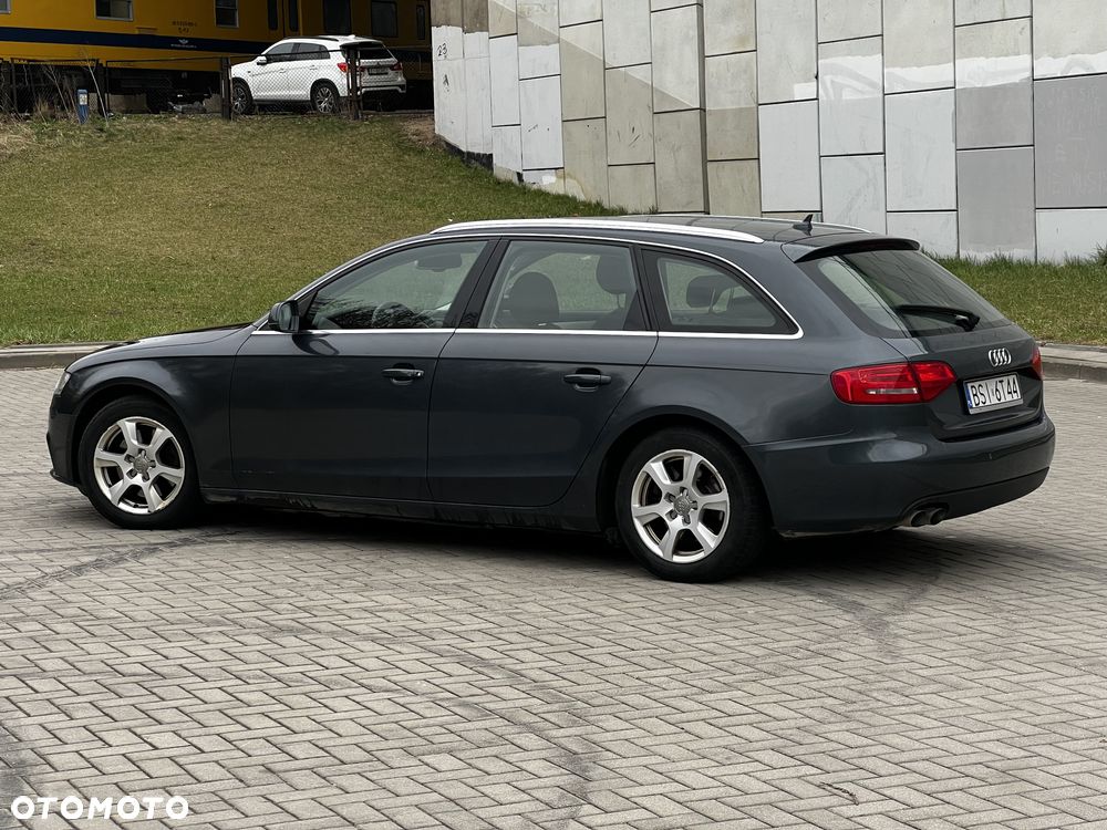 Audi A4 Avant - 5