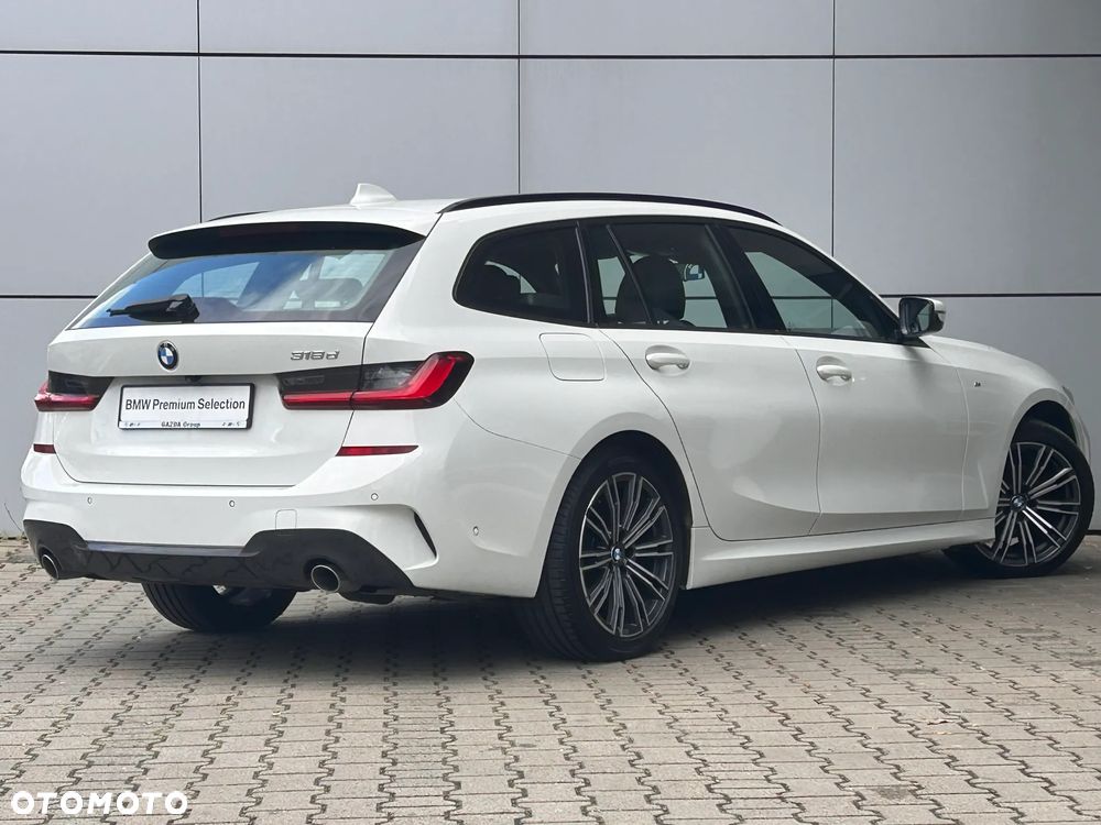 BMW Seria 3 318d MHEV M Sport - 10
