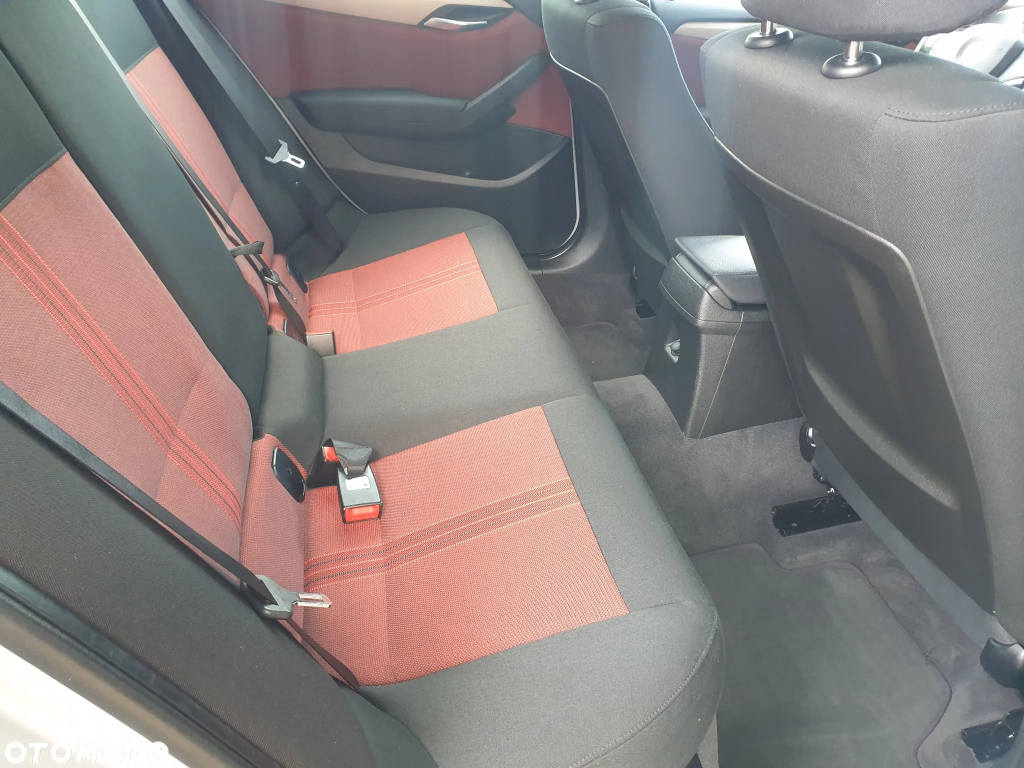 BMW X1 - 18