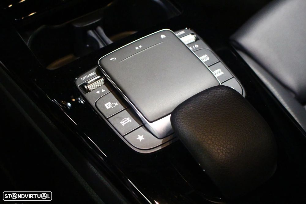 Mercedes-Benz A 250 e Progressive - 33