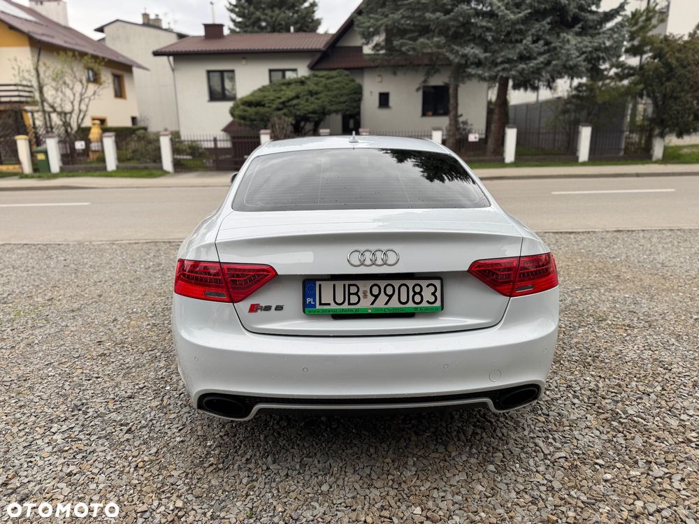 Audi RS5 Coupé Standard - 15