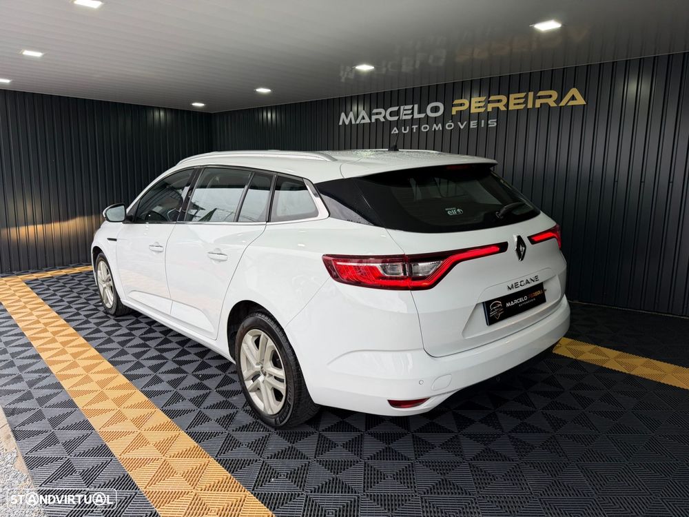 Renault Mégane Sport Tourer 1.5 dCi Limited - 3