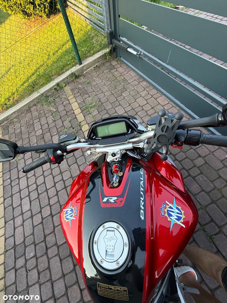 MV AGUSTA Brutale - 6