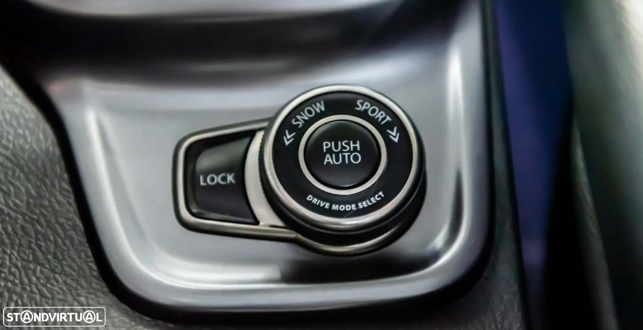 Suzuki Vitara 1.4T GLX 4WD AT - 32