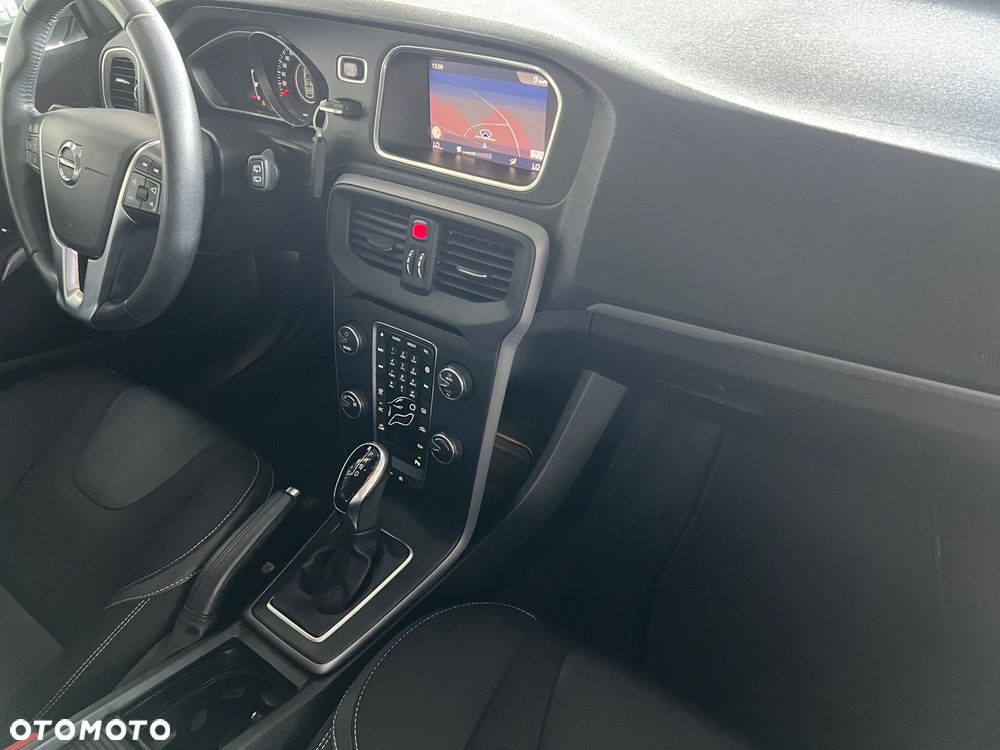 Volvo V40 - 33