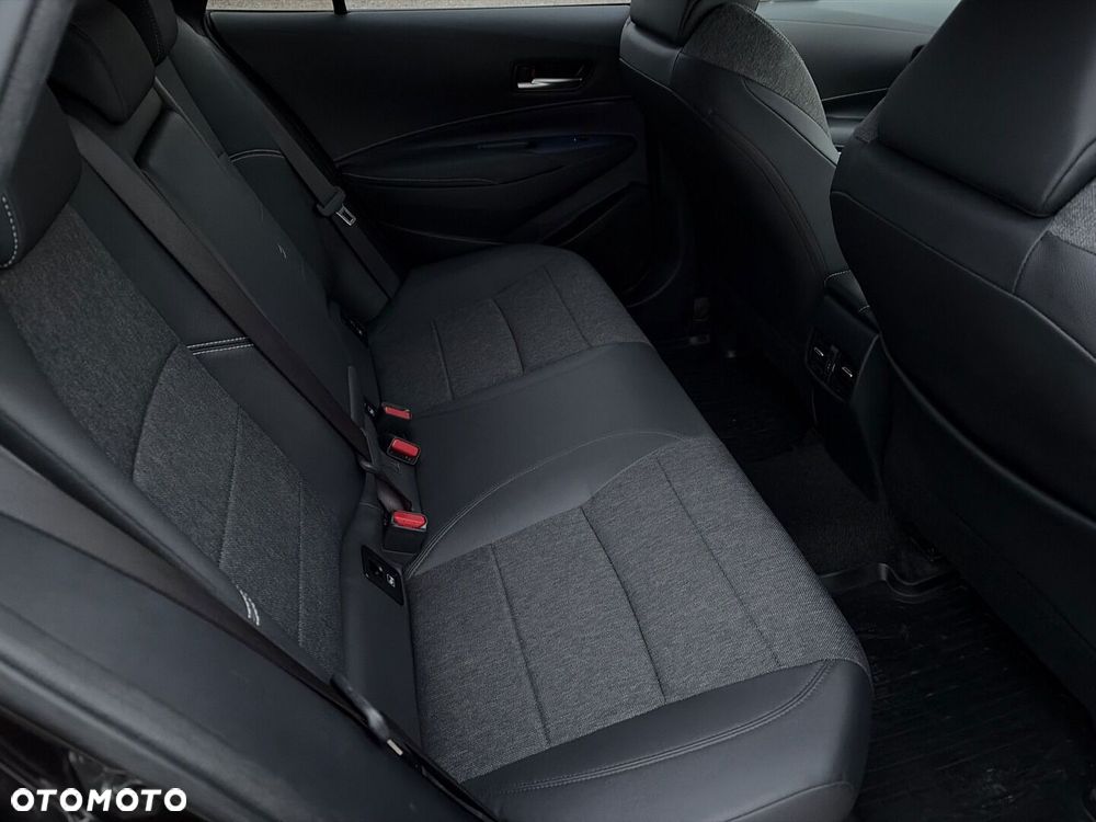 Toyota Corolla 1.8 Hybrid Comfort - 12
