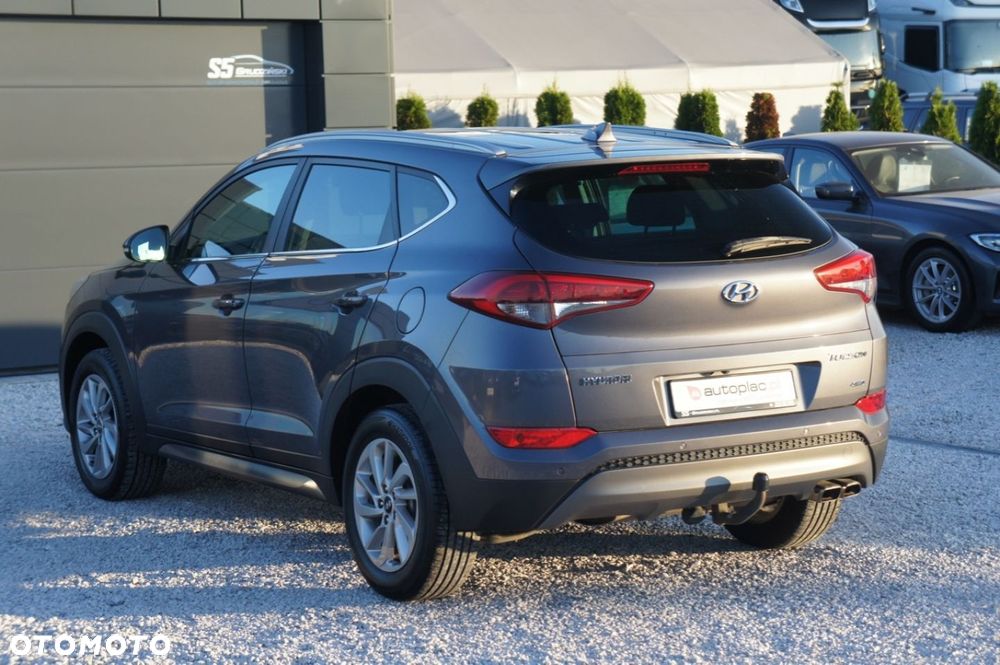 Hyundai Tucson - 4