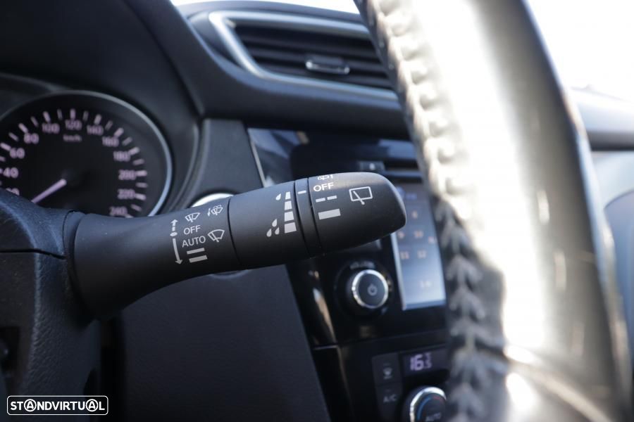 Nissan Qashqai 1.5 dCi N-Connecta 18 - 18