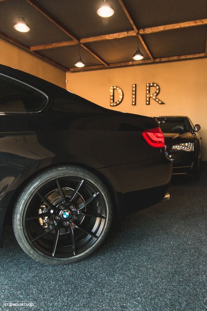 BMW 320 d Coupe Edição M - 13