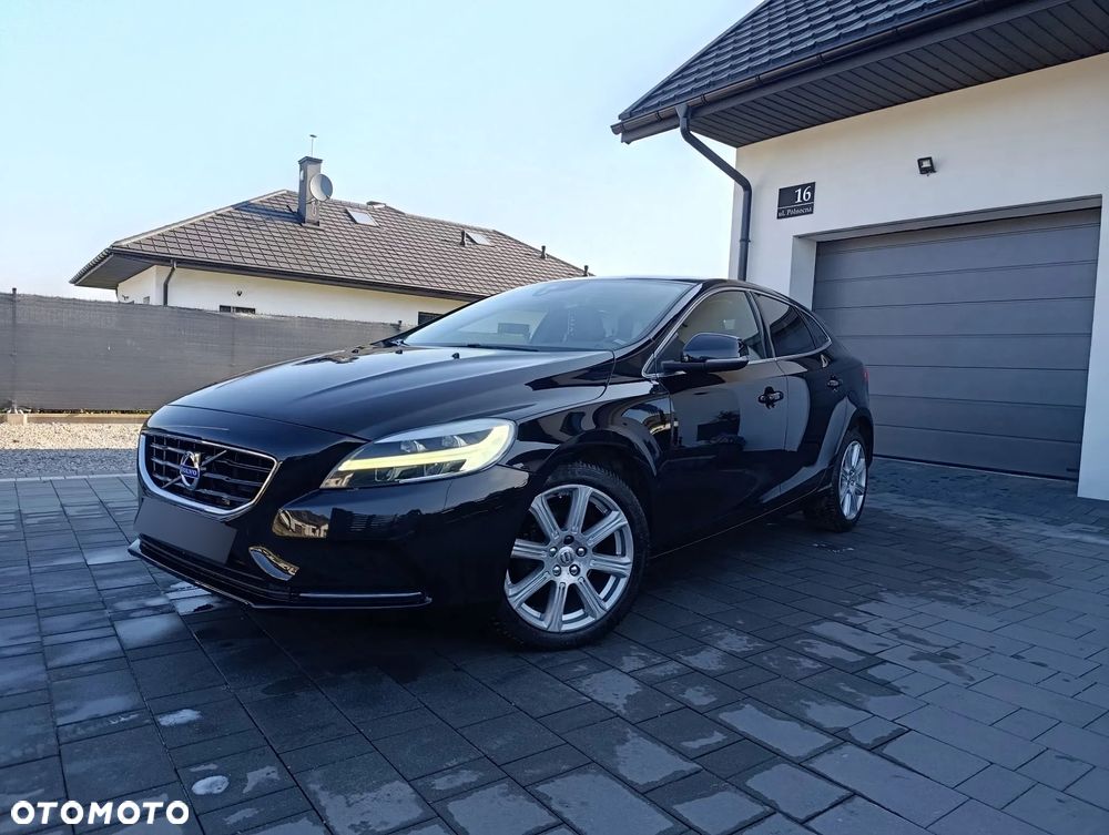 Volvo V40 D2 Drive-E Inscription - 1