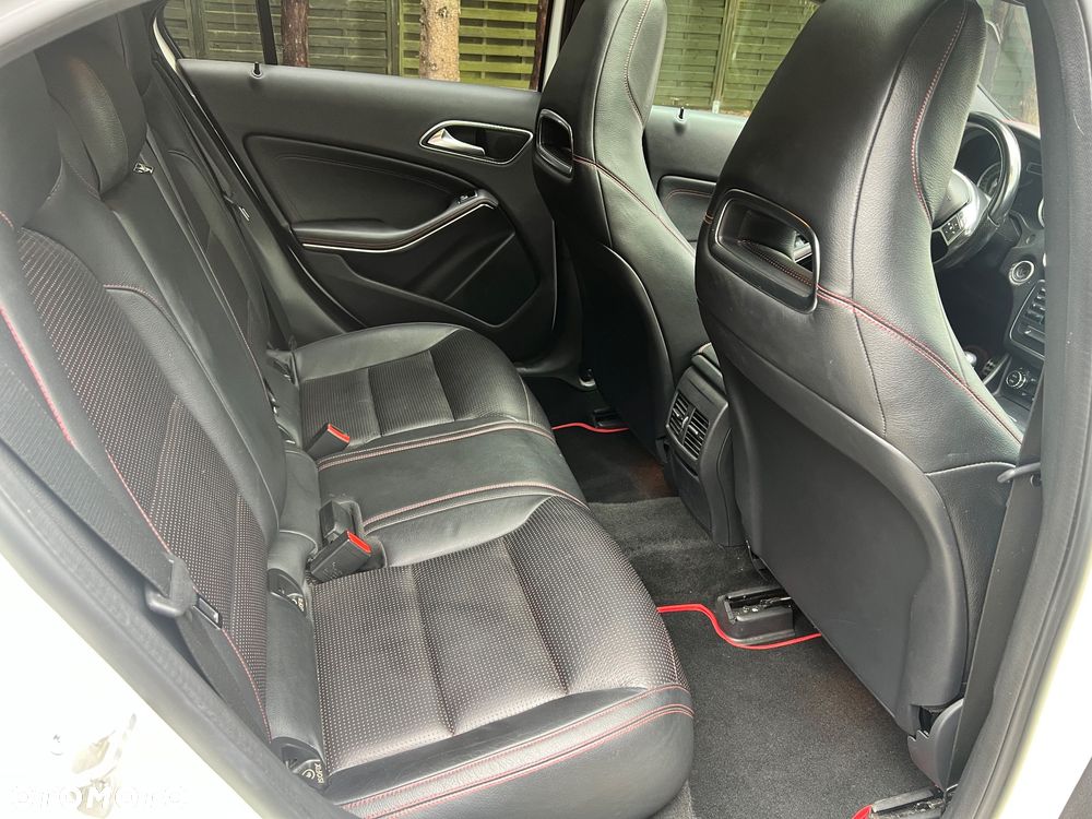 Mercedes-Benz Klasa A 200 CDI AMG Line - 35