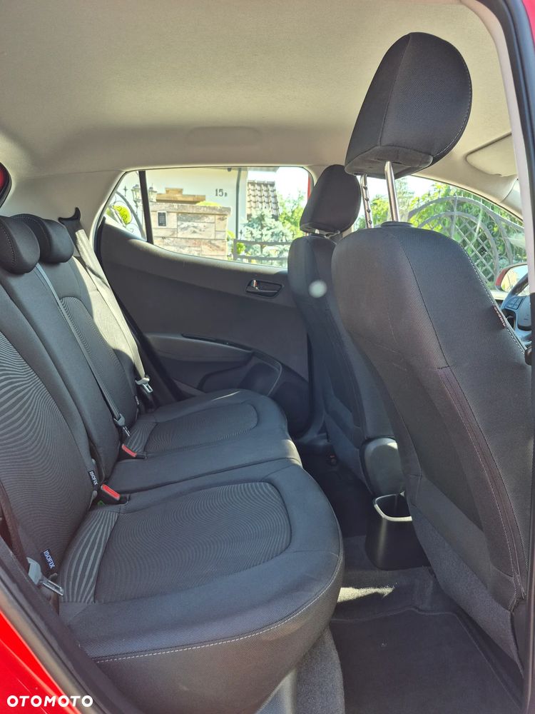 Hyundai i10 1.2 Fifa World Cup Edition - 23