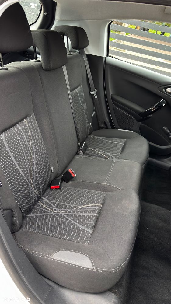 Peugeot 208 1.4 HDi Active - 10