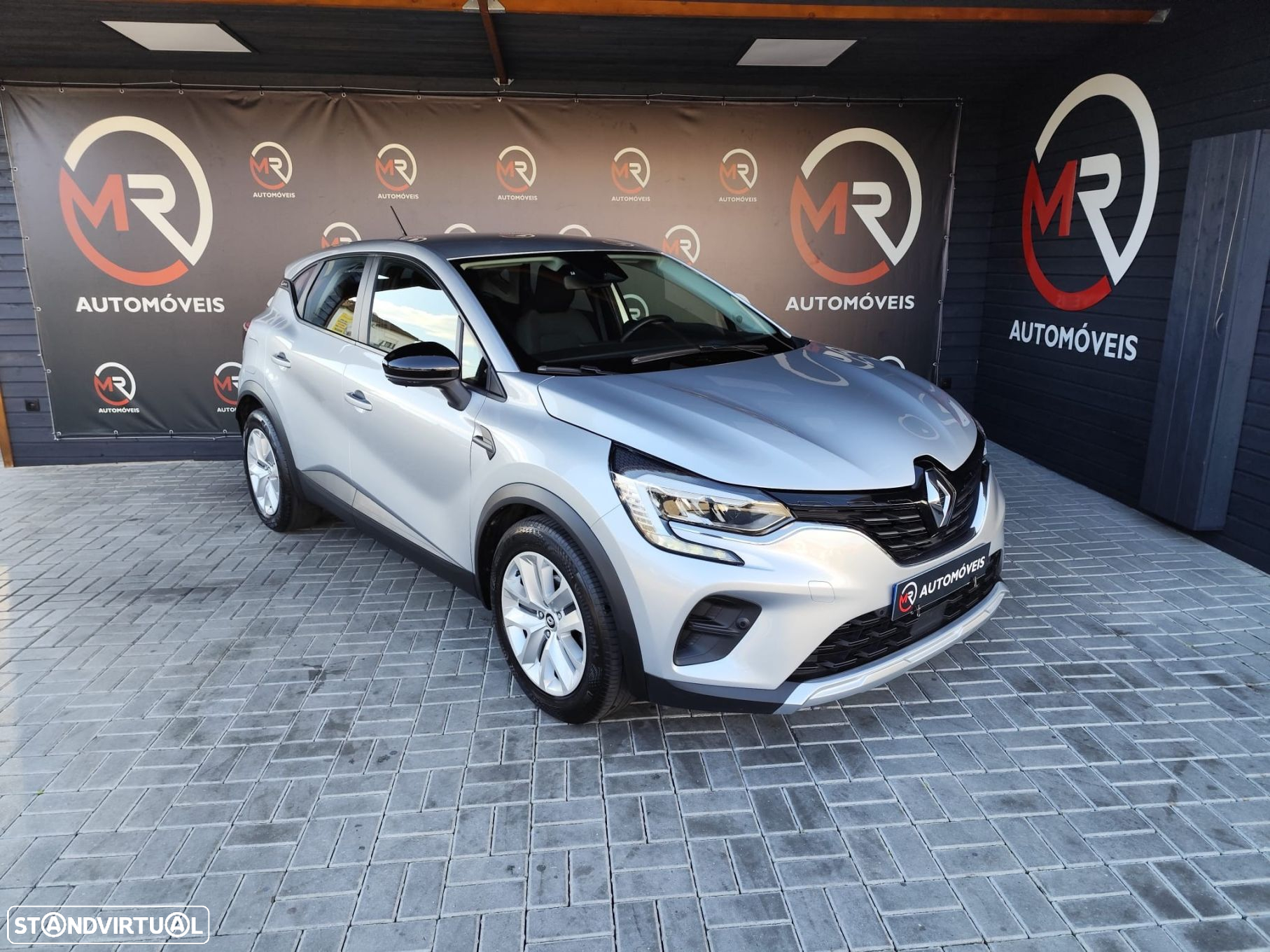 Renault Captur - 4