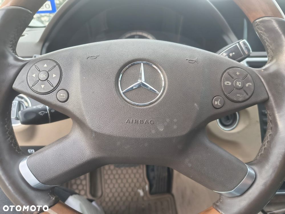 Mercedes-Benz Klasa E - 11