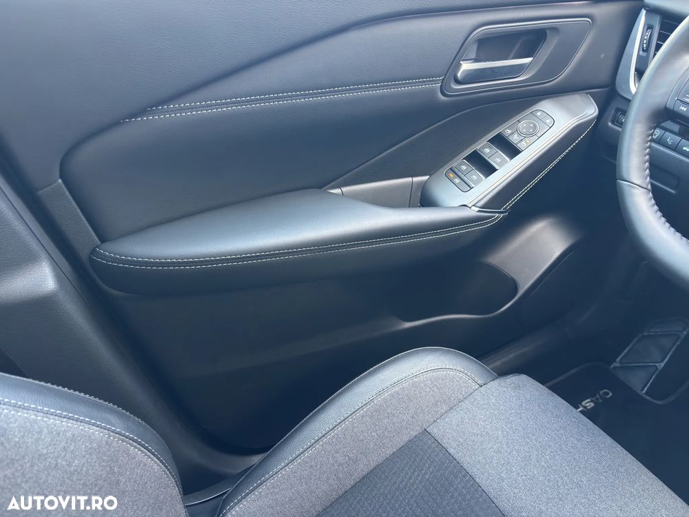 Nissan Qashqai 1.3 DIG-T MHEV Xtronic N-Connecta - 16