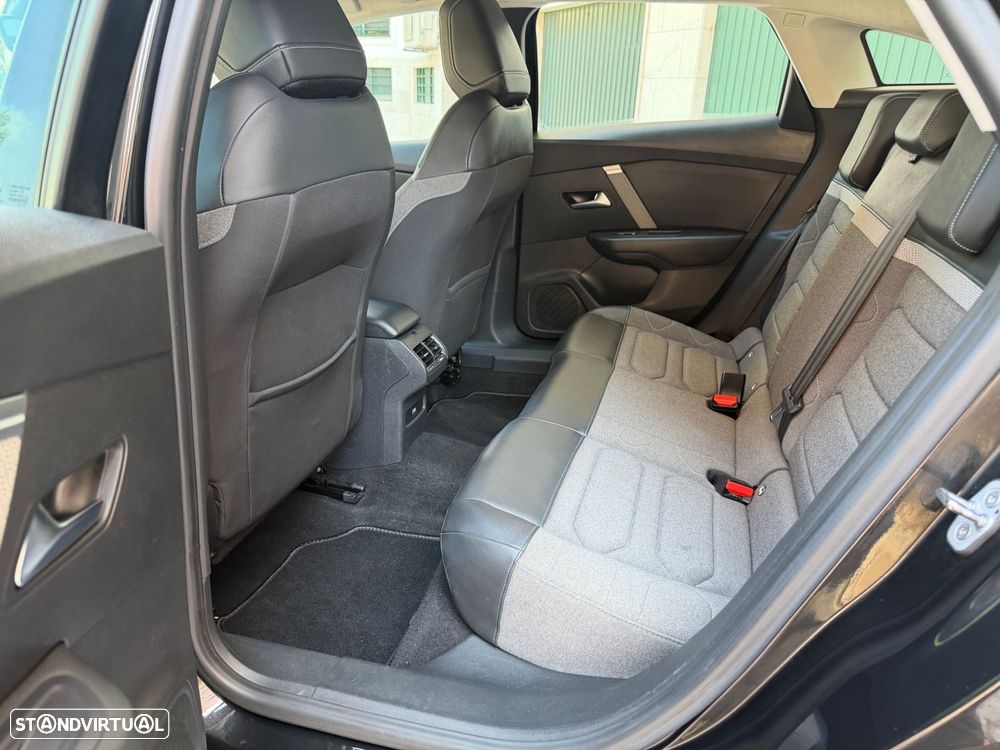 Citroën C4 1.2 PureTech Feel - 29