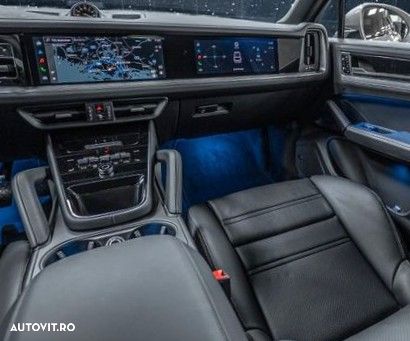 Porsche Cayenne Coupe E-Hybrid - 15