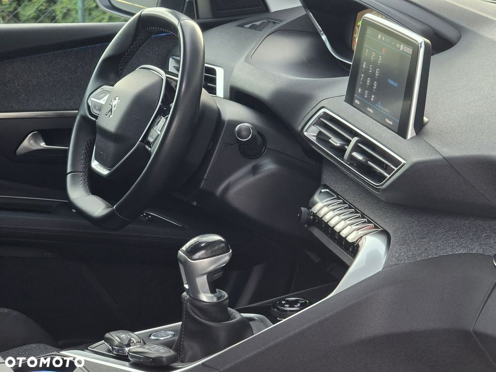Peugeot 3008 1.6 BlueHDi Allure S&S - 36