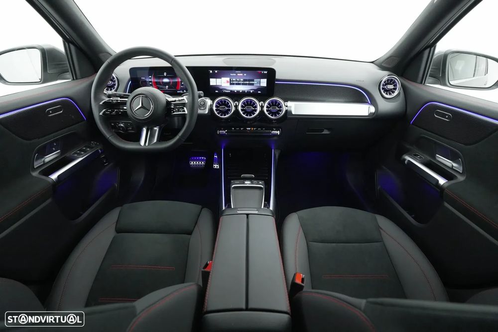 Mercedes-Benz GLB 180 d AMG Line - 11