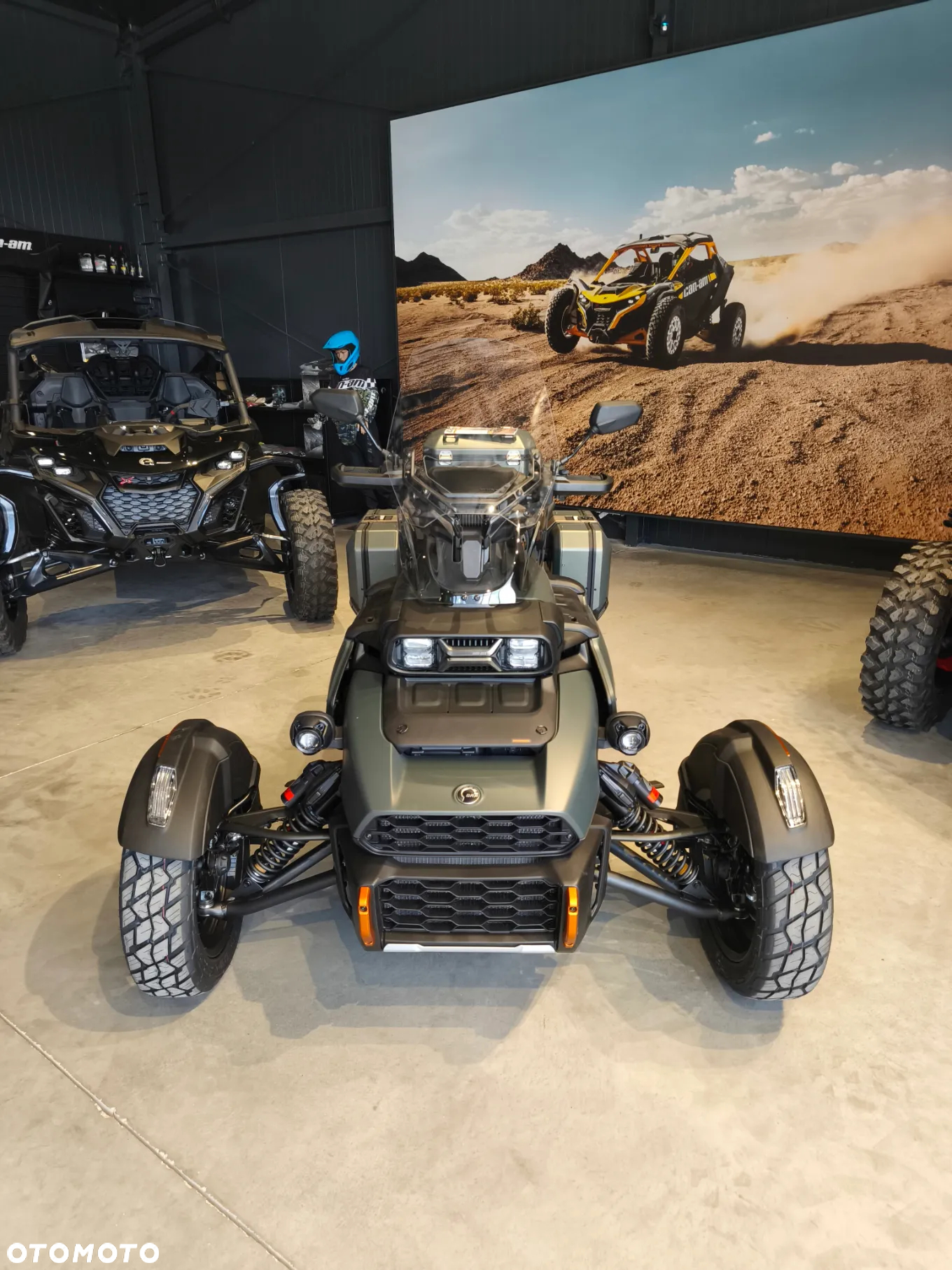 Can-Am Inny - 2