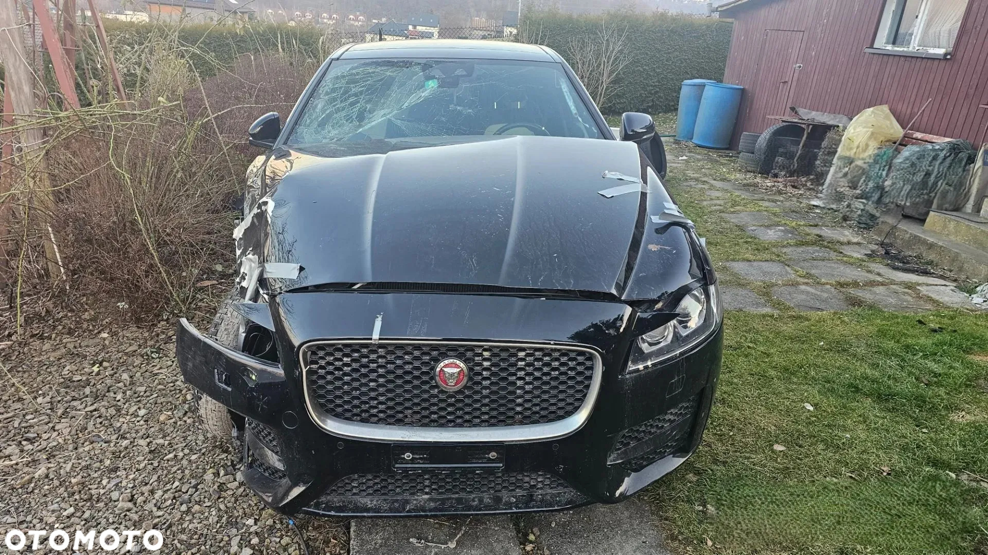 Jaguar XF 2.0 T AWD 300 Sport - 2