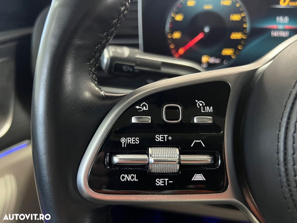 Mercedes-Benz GLE Coupe 300 d 4Matic 9G-TRONIC AMG Line - 29