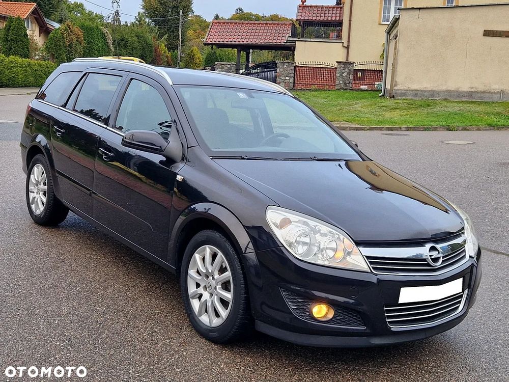 Opel Astra 1.6 Caravan Cosmo - 20