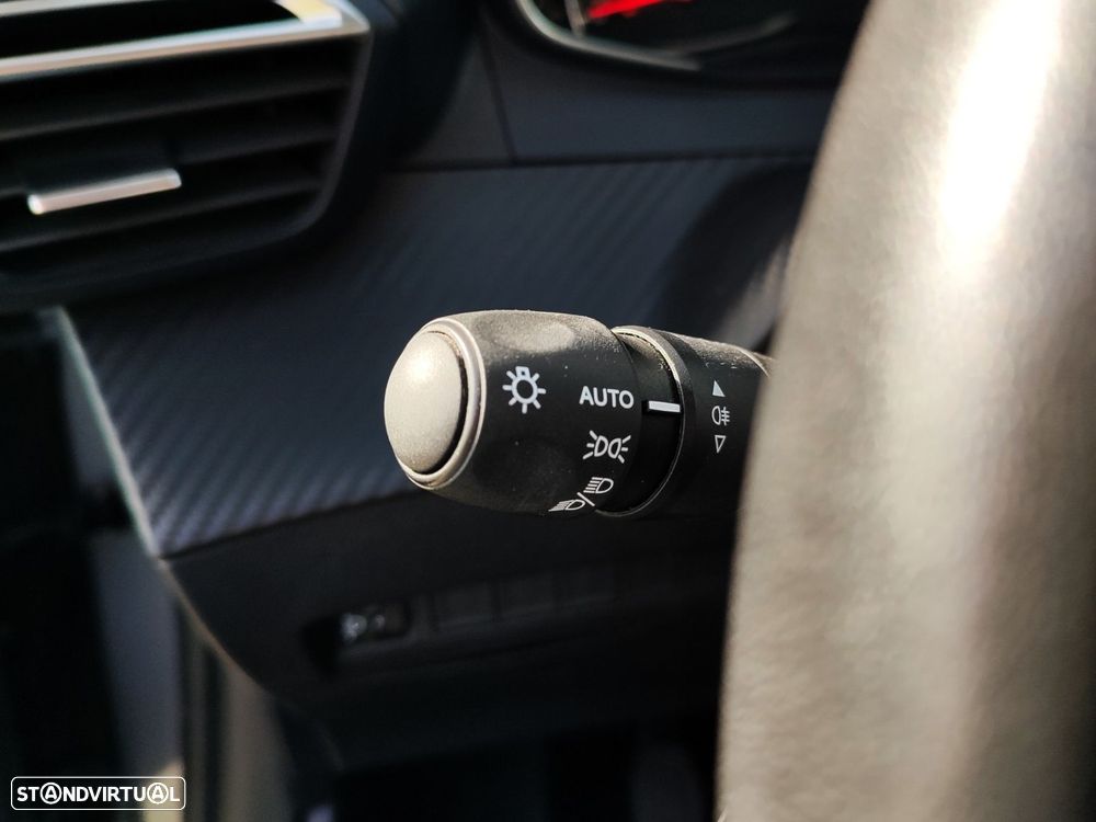 Peugeot 208 1.2 PureTech Active - 14