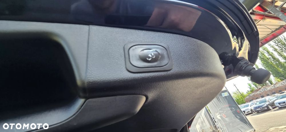 Ford Focus 2.0 EcoBlue ST-Line - 34