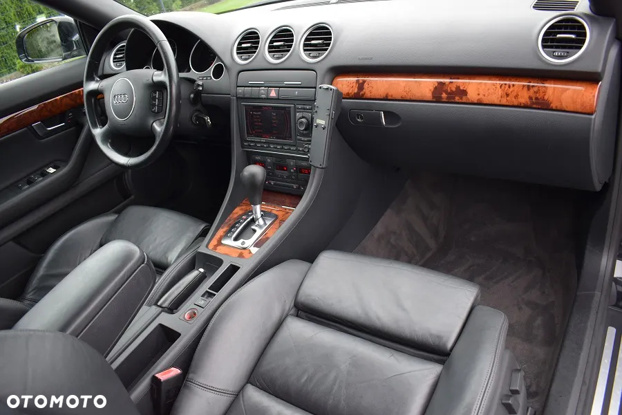 Audi A4 Cabriolet 1.8 T multitronic - 14