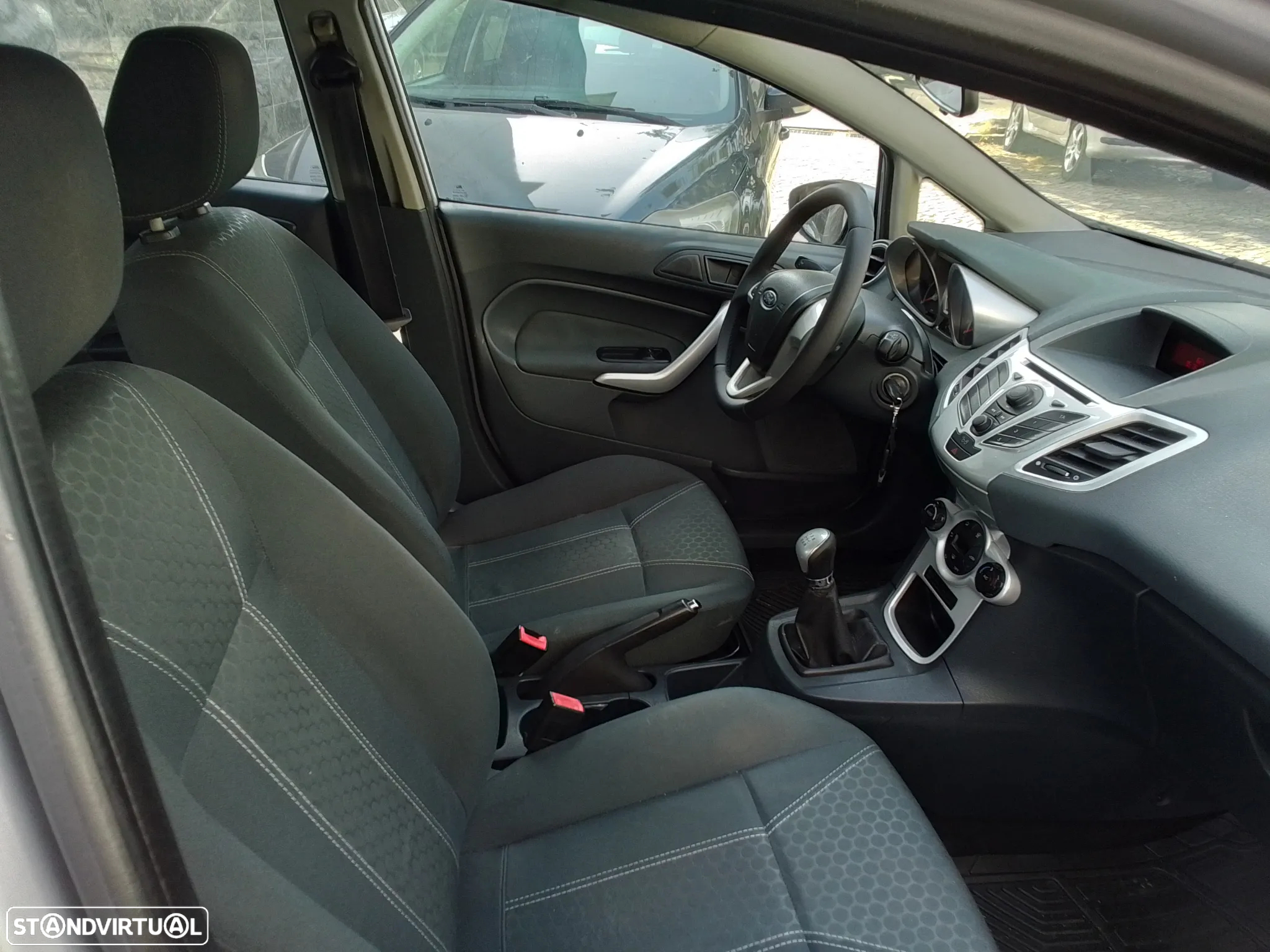 Ford Fiesta 1.4 TDCi Titanium - 13