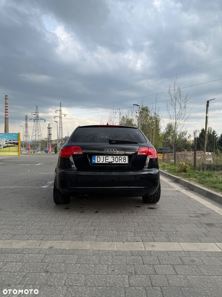 Audi A3 Sportback - 3