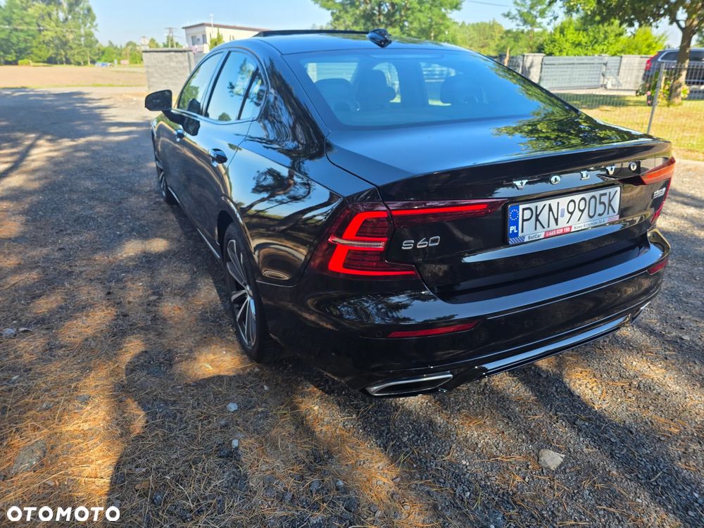 Volvo S60 B5 B AWD R-Design - 12