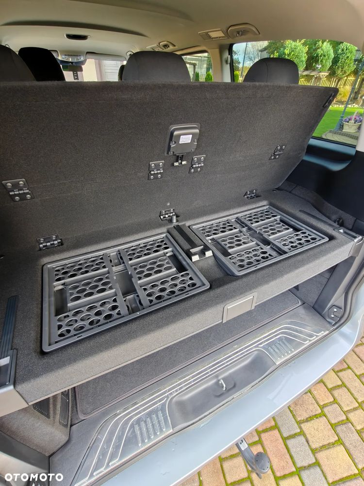 Mercedes-Benz Klasa V 250 d Avantgarde 9G-Tronic (długi) - 26