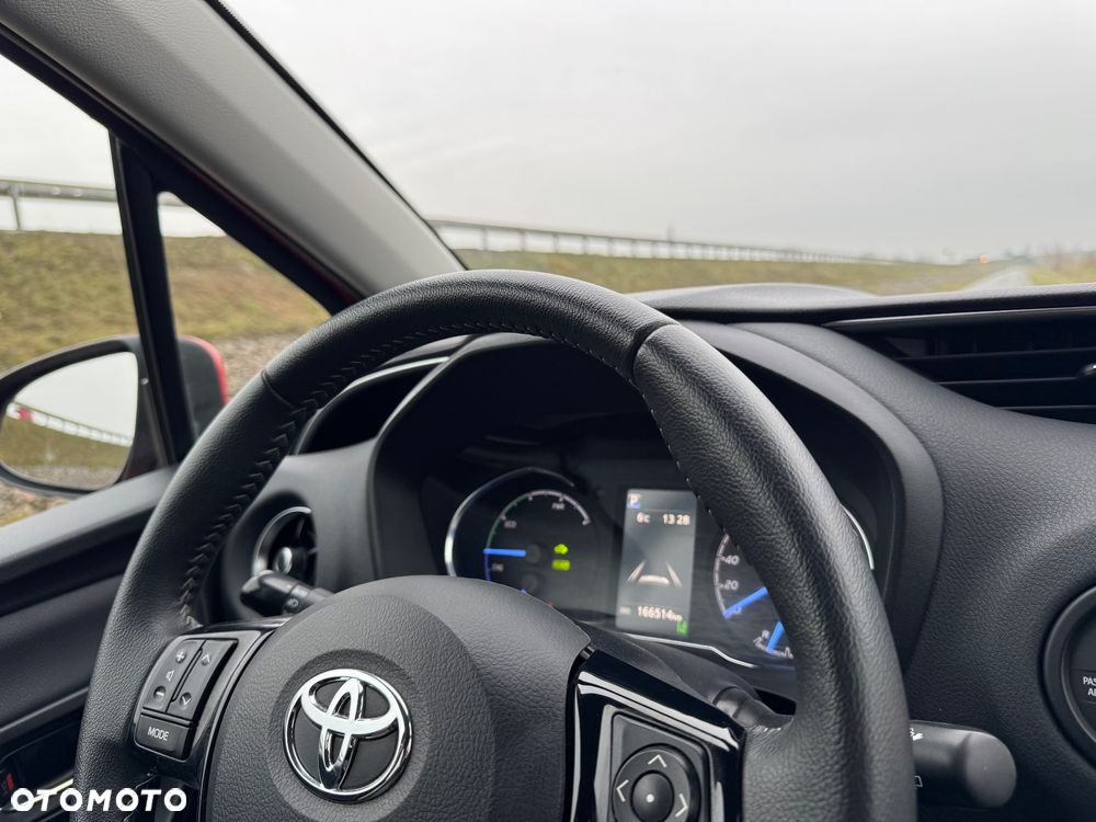 Toyota Yaris 1.5 VVT-i Y20 Club - 30