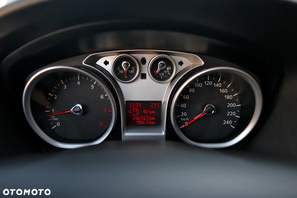 Ford Focus 1.6 Gold X - 23