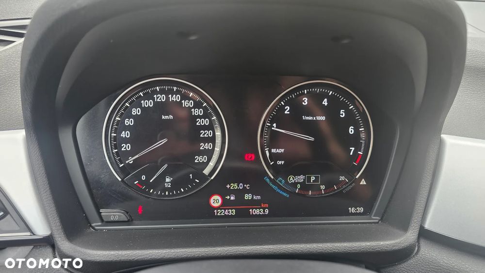 BMW X1 sDrive18i - 12