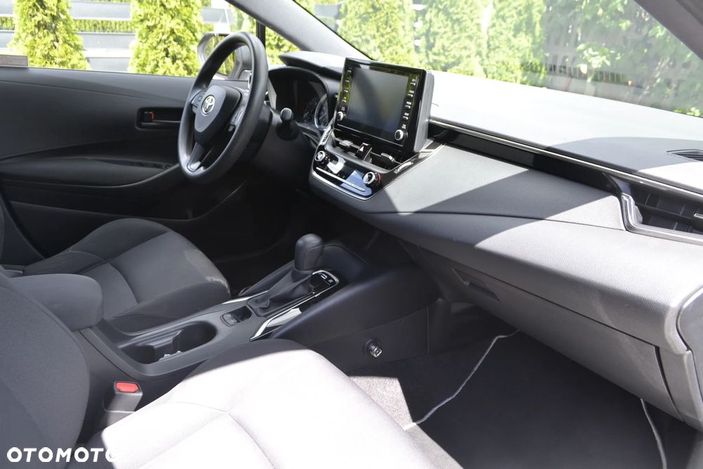 Toyota Corolla 1.8 Hybrid Comfort - 36