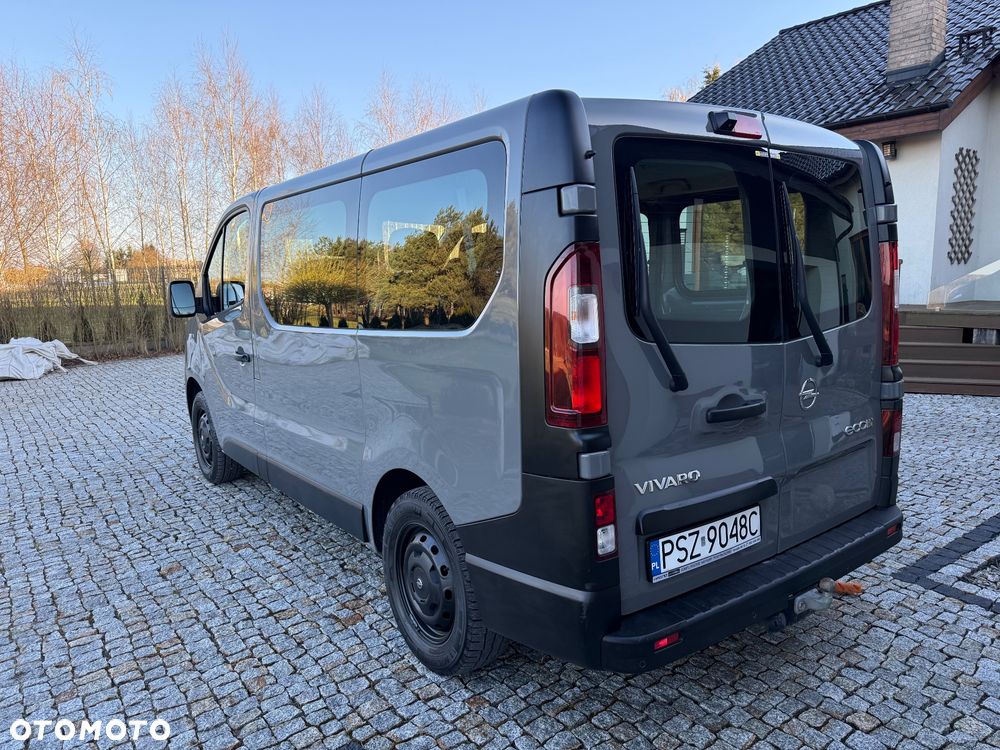 Opel Vivaro 2016 photo 3
