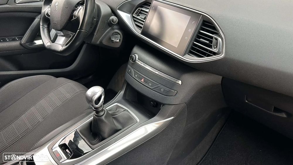 Peugeot 308 SW BlueHDi 130 Stop & Start Active Business-Pack - 18