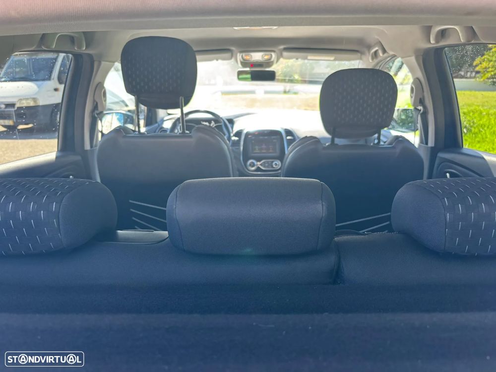 Renault Captur 1.5 dCi Exclusive - 12