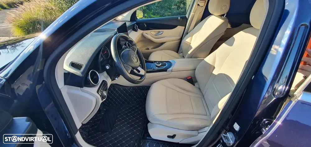 Mercedes-Benz GLC 250 d 4Matic 9G-TRONIC - 9